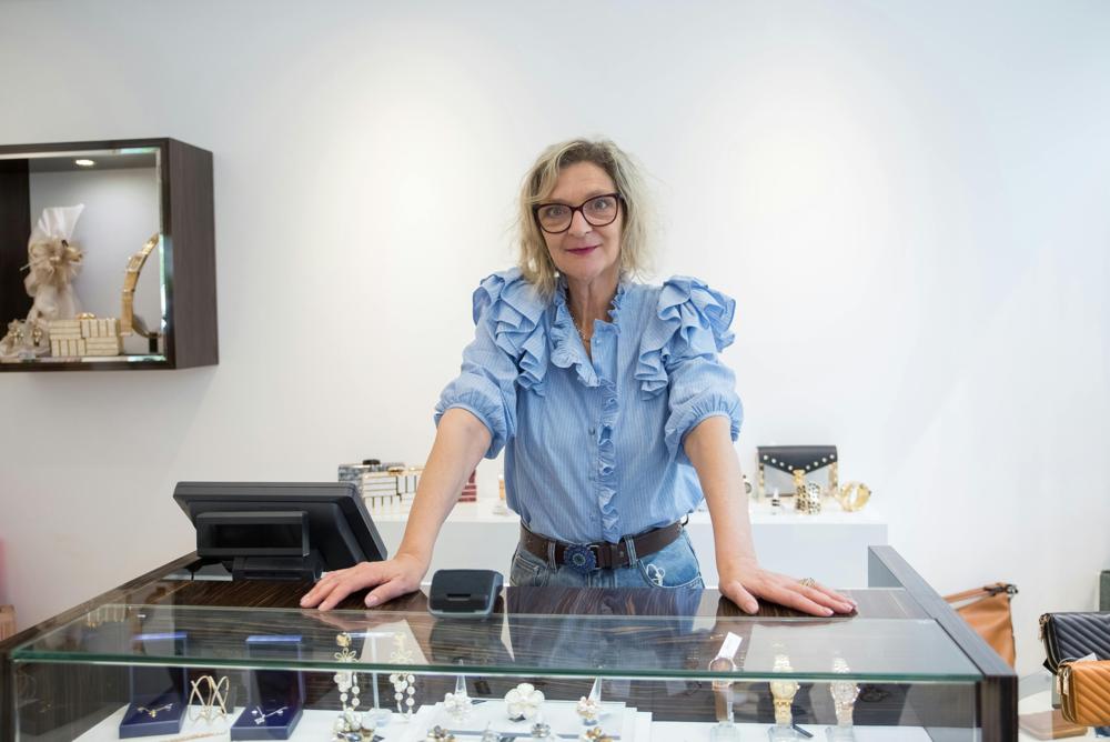 jewelry display
