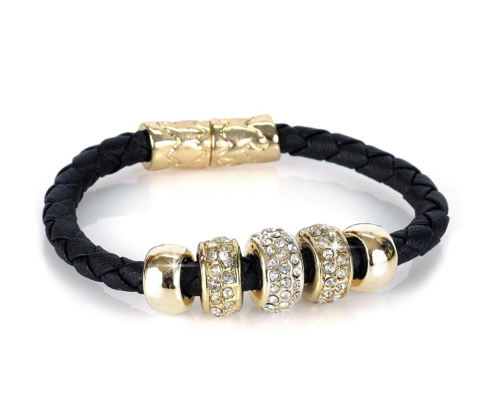 minimalist jewelry