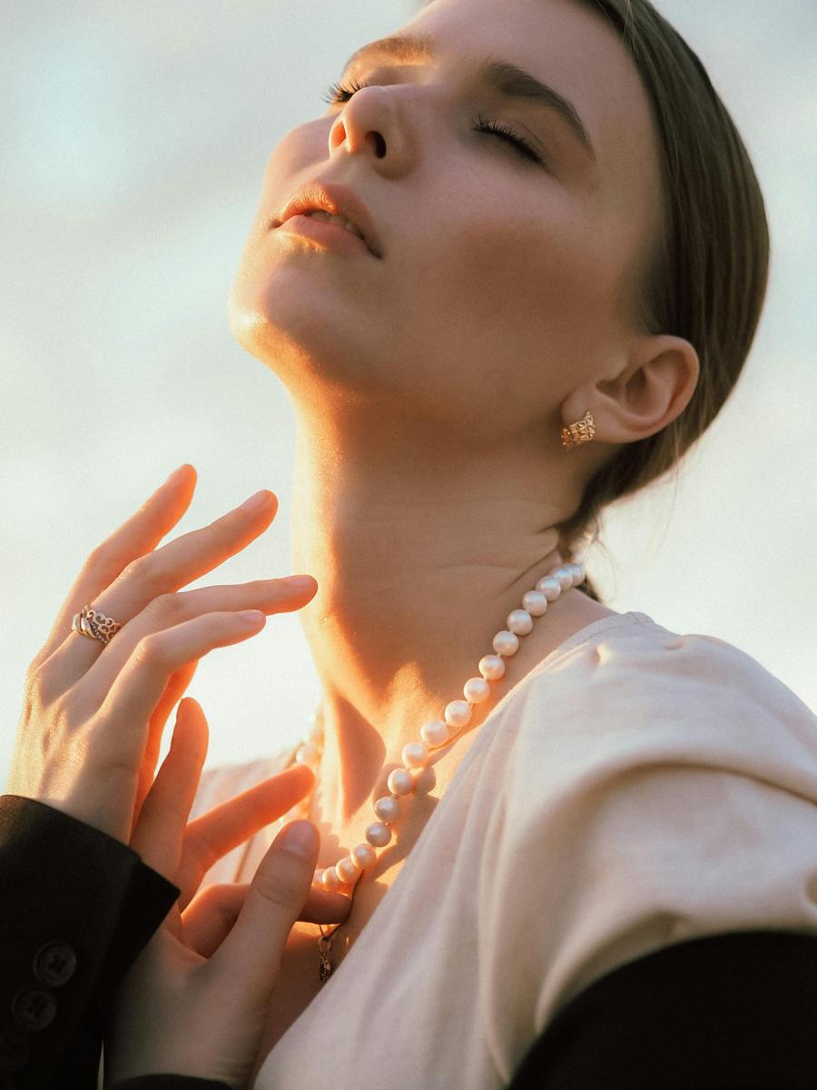 minimalist jewelry