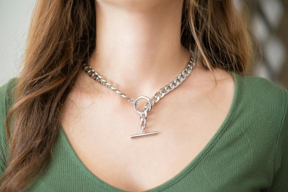 minimalist jewelry
